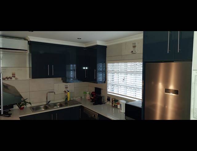 2 BEDROOM SECTIONAL TITLE FOR SALE IN CLARE ESTATE